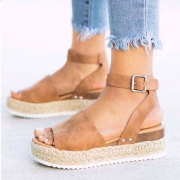 Last Pair! Tan Vegan Leather Wedge Sandals! - Picture 4 of 4